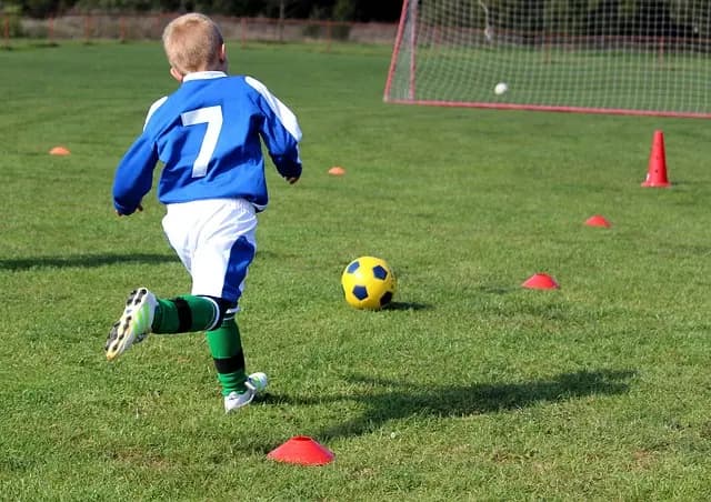 Comment Suivre un Match de Football Live Efficacement