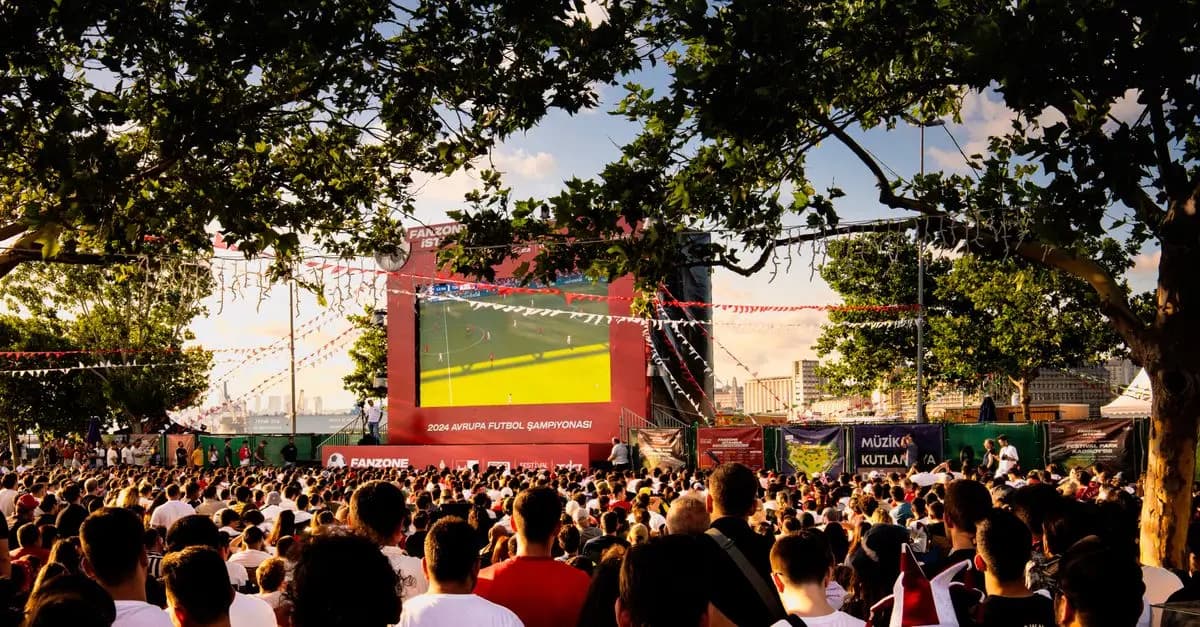 Comment suivre efficacement un match de football en direct