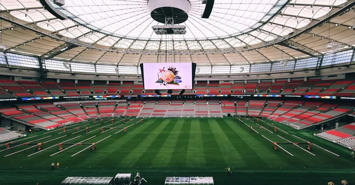 Top 10 Tips for Streaming Live Football Matches Effectively