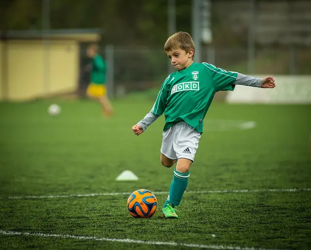 Comment Suivre un Match de Football Live comme un Pro